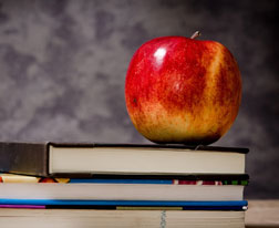 盈江縣第一高級(jí)中學(xué)怎么樣好不好？升學(xué)率教學(xué)質(zhì)量如何？